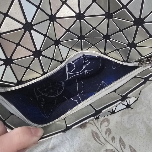 Geometric Silver Backpack - Picture 2 of 6